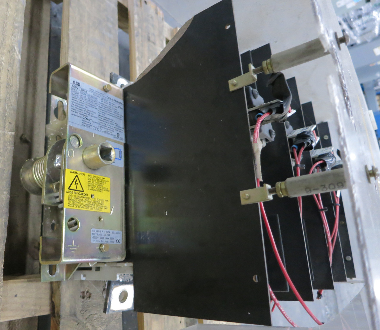 ABB OESA-F600JT6-4 600A 600V General Purpose Switch Interrupter 600 Amp 480V 4P (DW7484-1)