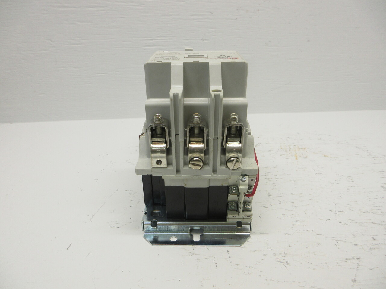 NEW Westinghouse A200M3CAC Size 3 Motor Starter 240V Coil 50HP 460/575V 3PH NNB (AH0706-1)