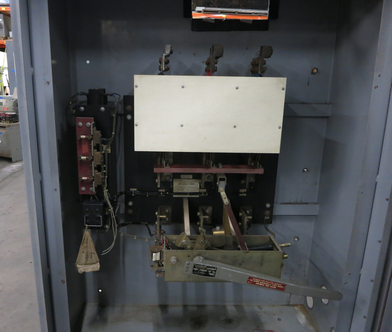 Boltswitch VL368ST 1200A 600V Enclosed Pressure Contact Switch 1200 Amp VL368 3R (DW7487-1)