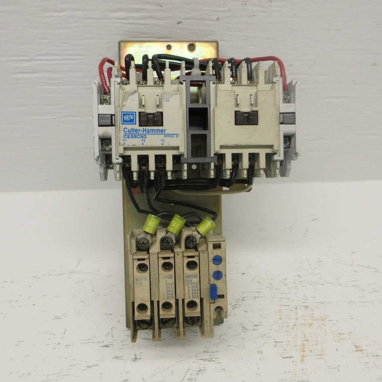 Eaton Cutler Hammer CE55CN3 Reversing Starter 120V Coil 3PH w/ C306GN3 + Heaters (AH0714-1)