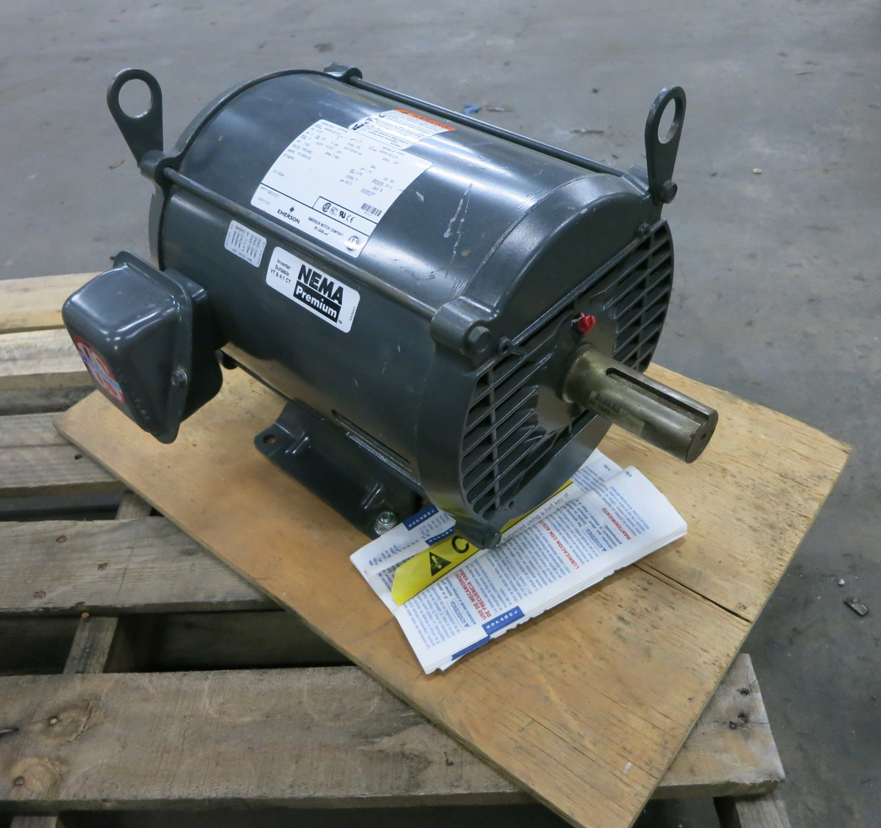 NEW Emerson 7.5 HP AC Motor D7P2B R341 230/460V 1760 RPM 213T DE DP 3PH (DW7489-1)