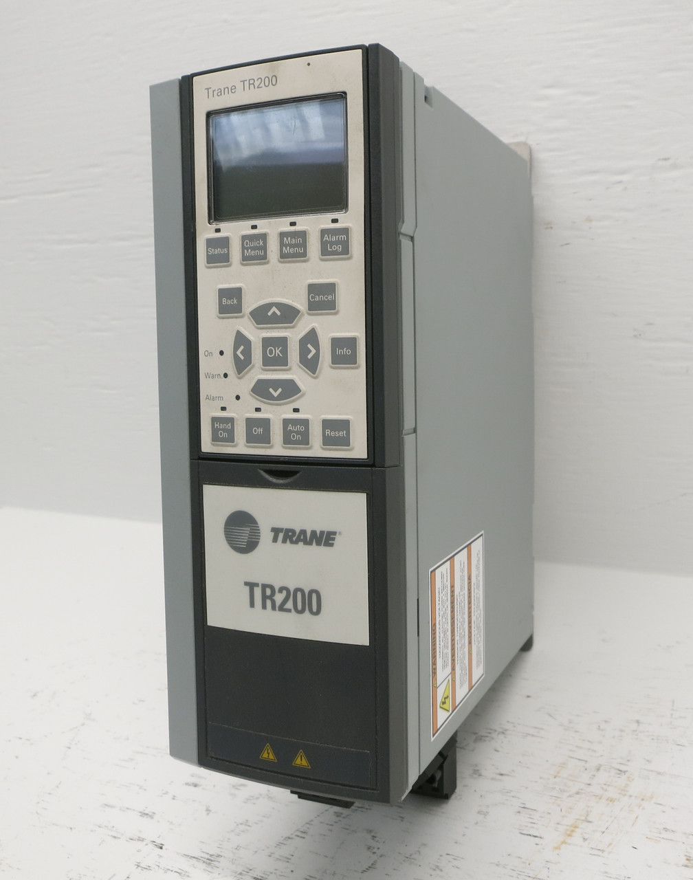 Trane TR200 131L1000 AC VS Drive 2 HP 480V 3PH VFD 480 VAC HVAC 3.4A 174Z4570 (DW7501-1)