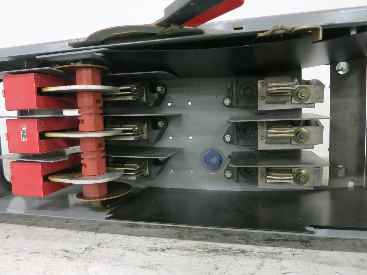 Square D QMB-364MW 200A 600V QMB Main Fusible Panelboard Switch QMB364 200 Amp (DW7504-1)