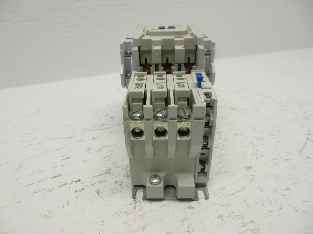 Eaton Cutler Hammer AN16DN0 Size 1 Starter 10HP 120V Coil w/ C306GN3 + Heaters (AH0720-2)