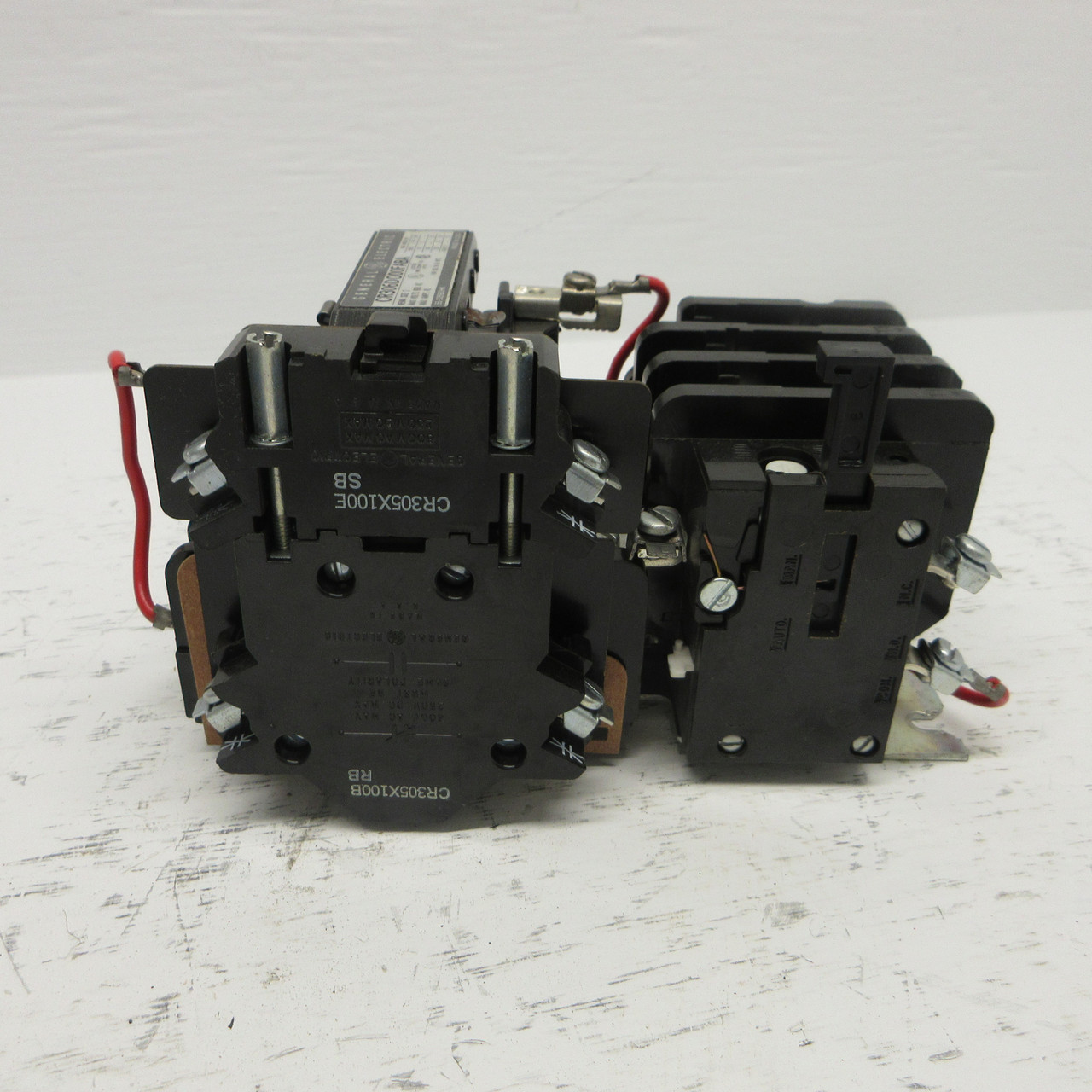 GE CR306D000FABA Size 2 Motor Starter 600VAC 45A 120V Coil 25HP CR306DOOOFABA 3P (AH0724-1)