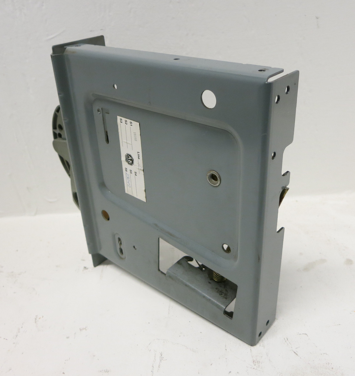 Allen Bradley 2100 Centerline Handle Mechanism Fusible Motor Control Center MCC (DW7508-8)