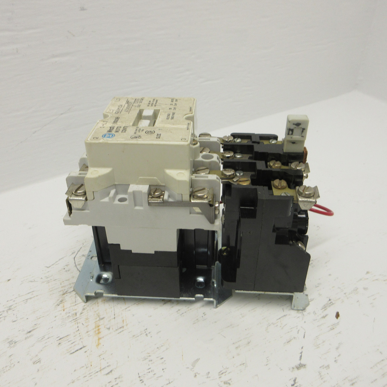 Westinghouse A200M1CW Size 1 Motor Starter 120V Coil 10HP Model J 460/575V A200 (AH0723-1)