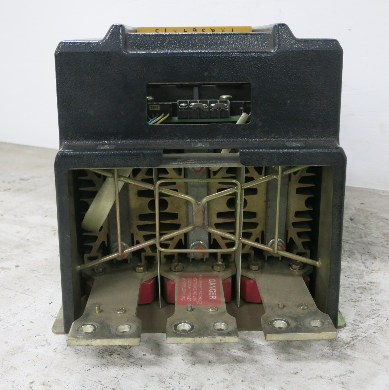 Allen Bradley 150-A240NBD 200 HP SMC Plus Smart Motor Controller 480V Soft Start (DW7510-2)