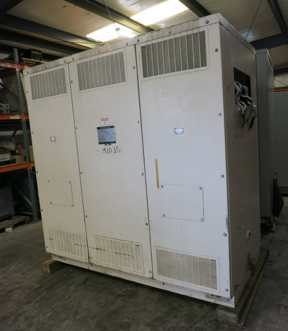 Image of GE 2500/3333 kVA 13800 Delta to 4160Y/2400 V 3PH Transformer 13800V - 4160V