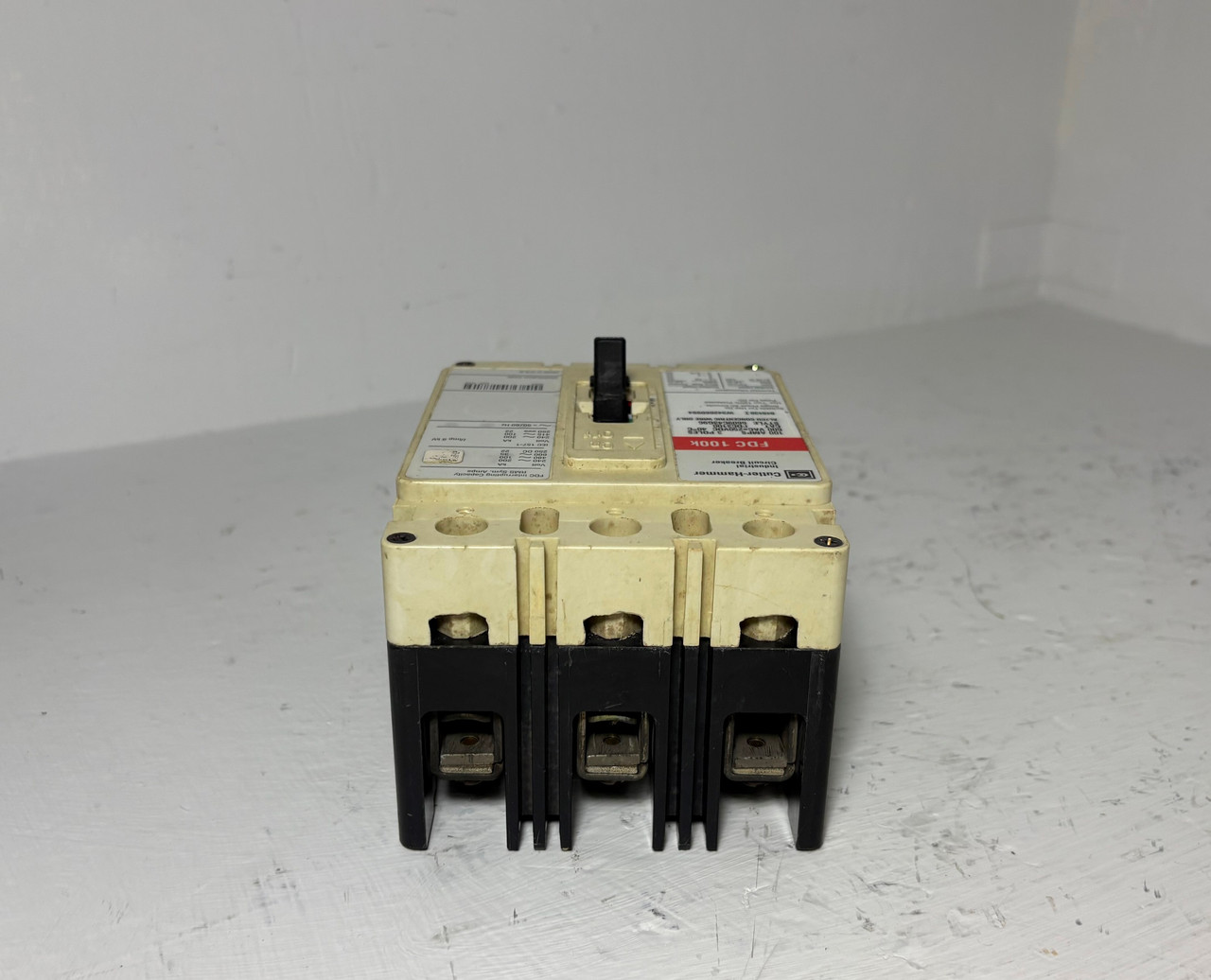 Cutler-Hammer FDC3100 100A Circuit Breaker Glossy Red FDC3100L FDC 100k 100 Amp (EM5650-1)