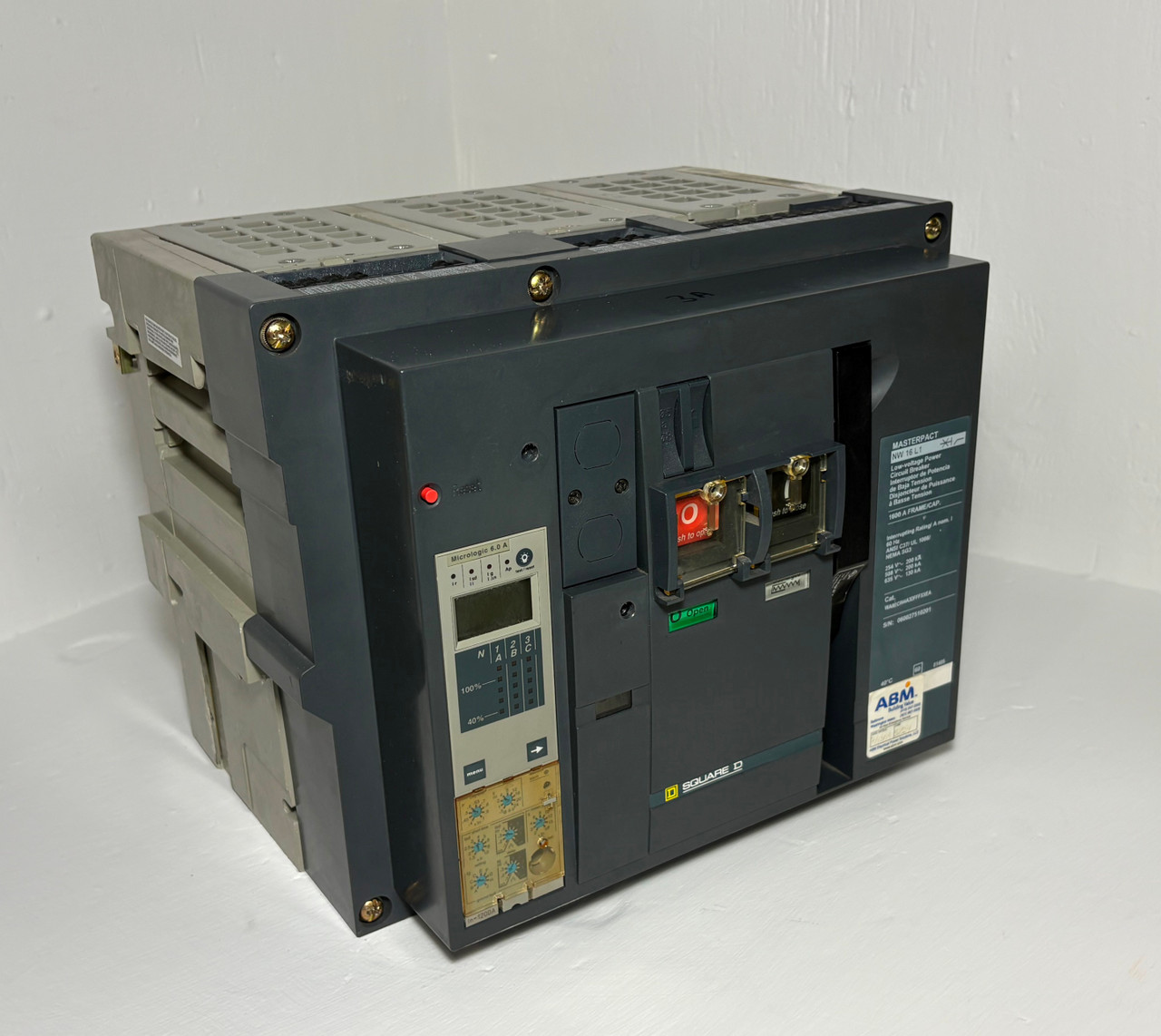 Square D NW16L1 1600A MasterPact LSIG Circuit Breaker EO w 1200 Amp Trip & Shunt (EM5652-1)