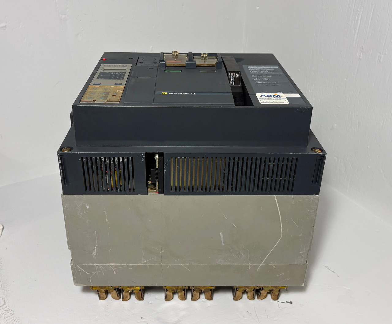 Square D NW16L1 1600A MasterPact LSIG Circuit Breaker EO w 1200 Amp Trip & Shunt (EM5652-3)