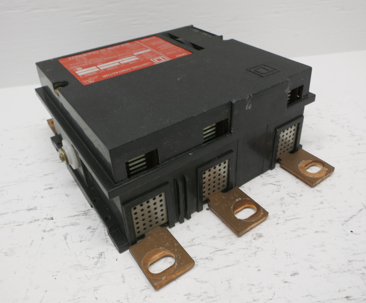 Square D 8903-PBV11B 200A AC Lighting Contactor Panel Mount 200 Amp 120/208 Coil (DW7536-1)