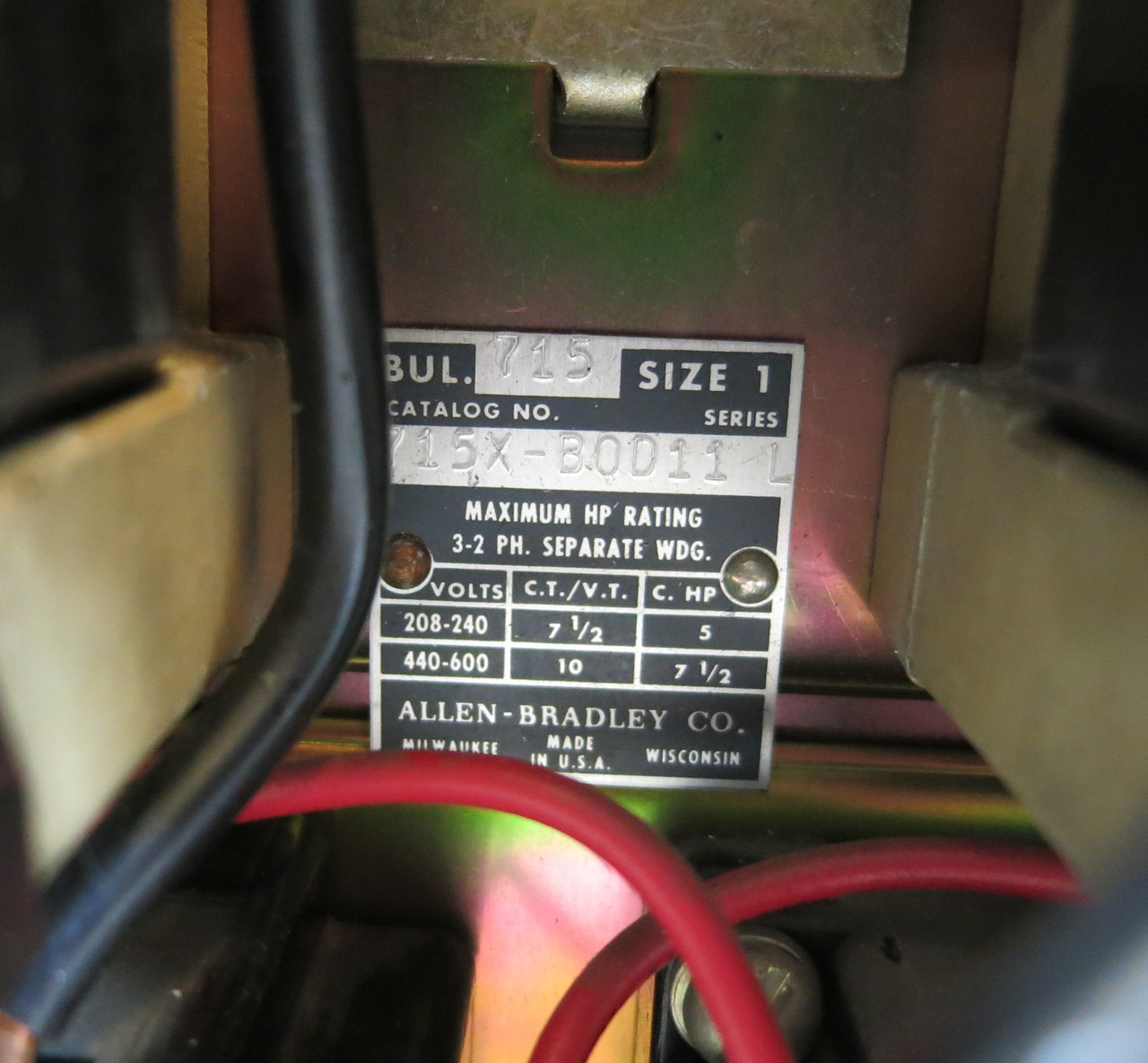 Allen Bradley 2100 30 A Breaker Size 1 Two-Speed Starter 26" MCC Bucket 2-Speed (BJ1046-1)