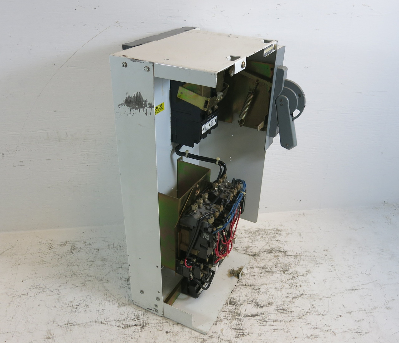 Allen Bradley 2100 30 A Breaker Size 1 Two-Speed Starter 26" MCC Bucket 2-Speed (BJ1046-1)