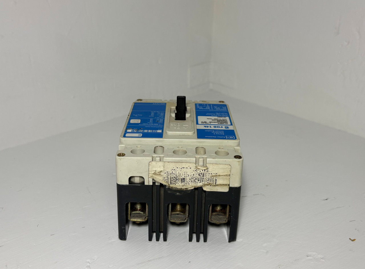 Cutler-Hammer FDB3025LD08 25A Circuit Breaker Glossy 480/600V 3P FDB3025 25 Amp (EM5653-1)