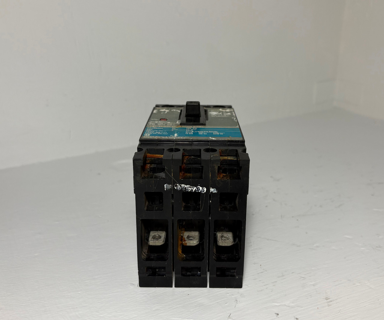 Siemens ED43B060 60A Sentron Circuit Breaker Type ED4 480V 3P 60 Amp bad label (EM5658-9)