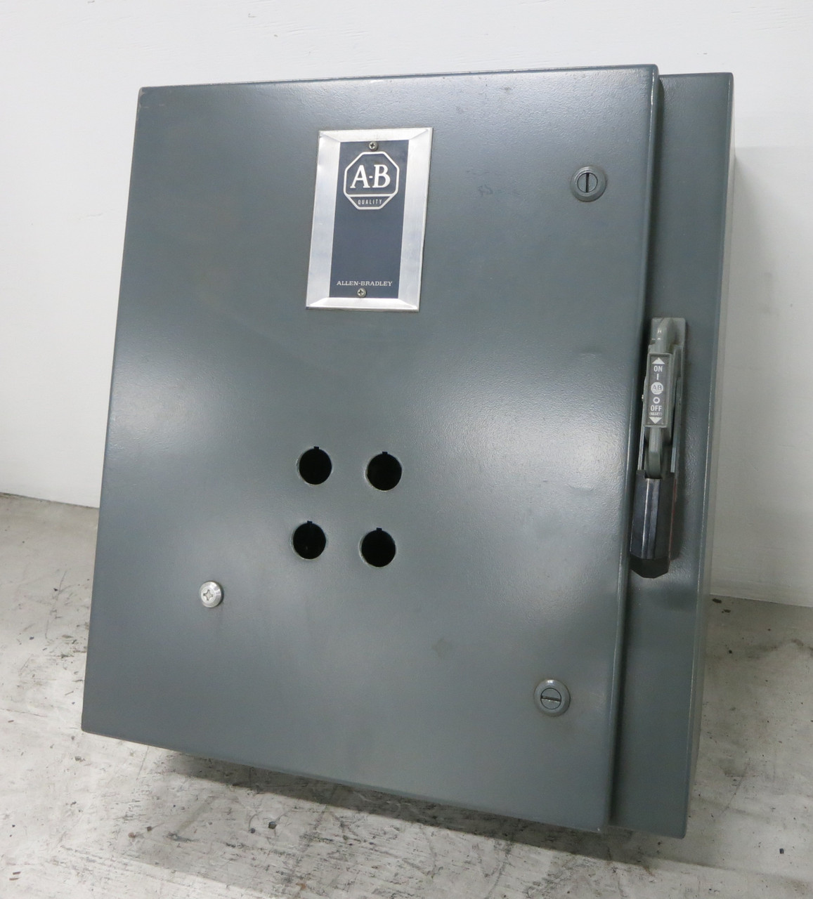 Allen Bradley Size 3 Starter 100A Breaker Combination Combo Box 100 Amp 509-DOD (DW7540-1)
