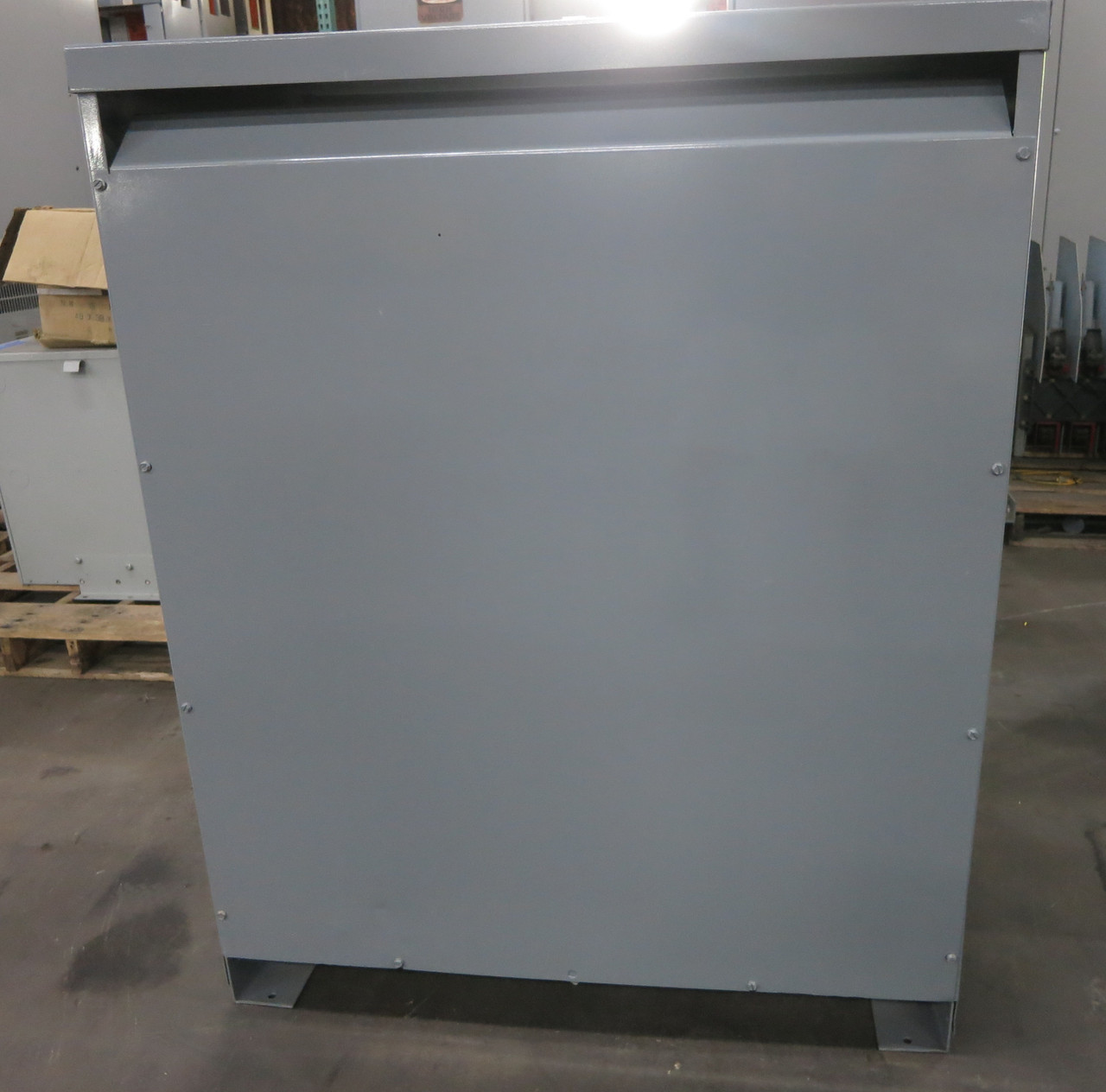 GE 220 kVA 575 Delta to 460Y/266 V 3PH Transformer 9T23B4012G26 575V - 460V (DW7537-1)