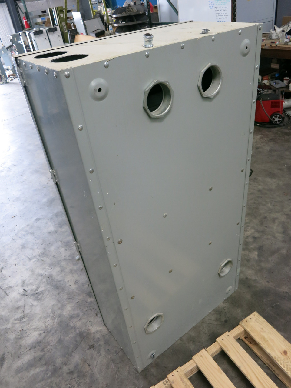 Boltswitch EVM3610-ST 2000A 600V Enclosed Contact Switch Disconnect 2000 Amp 3W (DW7541-1)