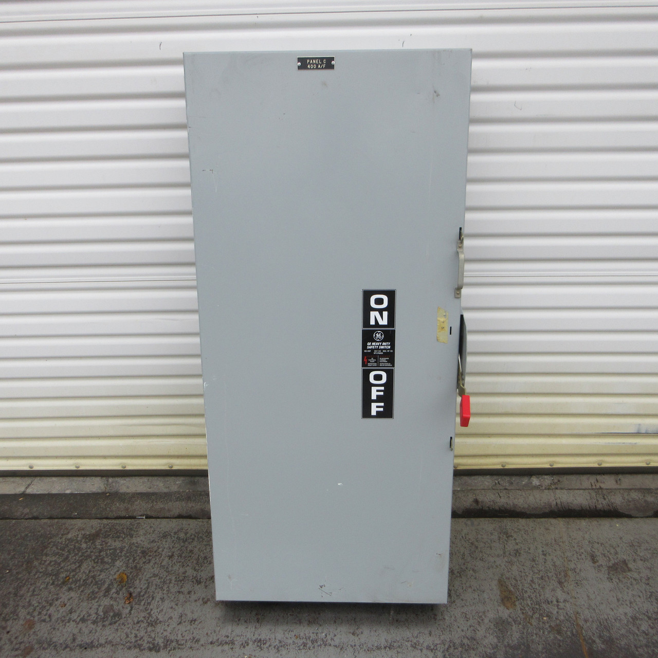 General Electric GE TH4325 Model 10 400A 240VAC Fusible Safety Switch 4W 3PH (AH0729-2)