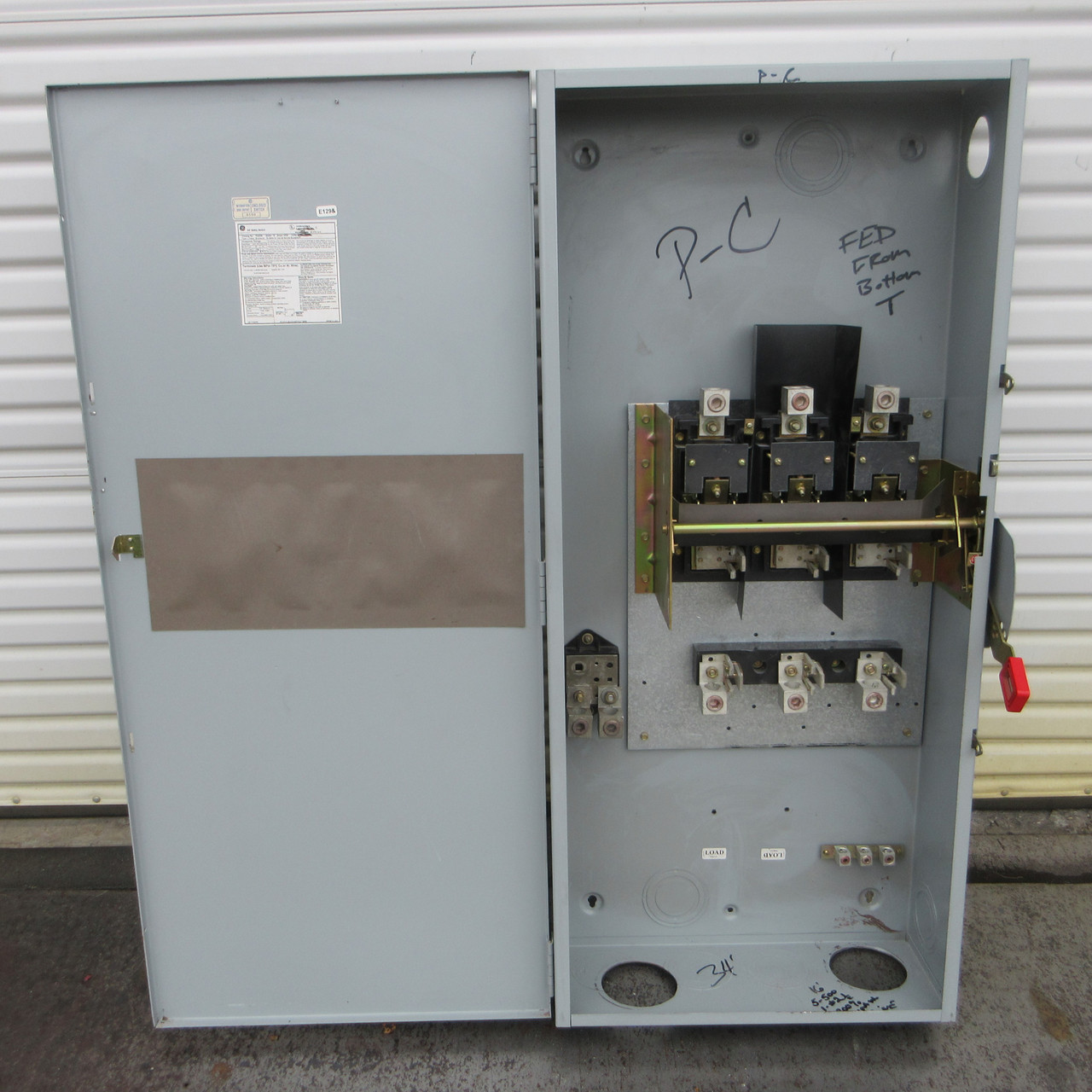 General Electric GE TH4325 Model 10 400A 240VAC Fusible Safety Switch 4W 3PH (AH0729-2)