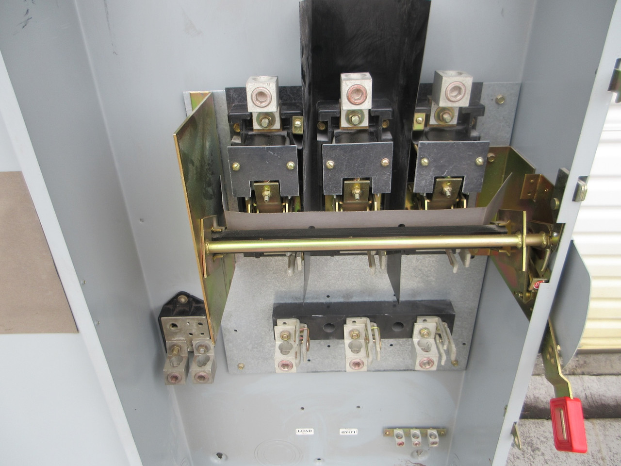 General Electric GE TH4325 Model 10 400A 240VAC Fusible Safety Switch 4W 3PH (AH0729-2)