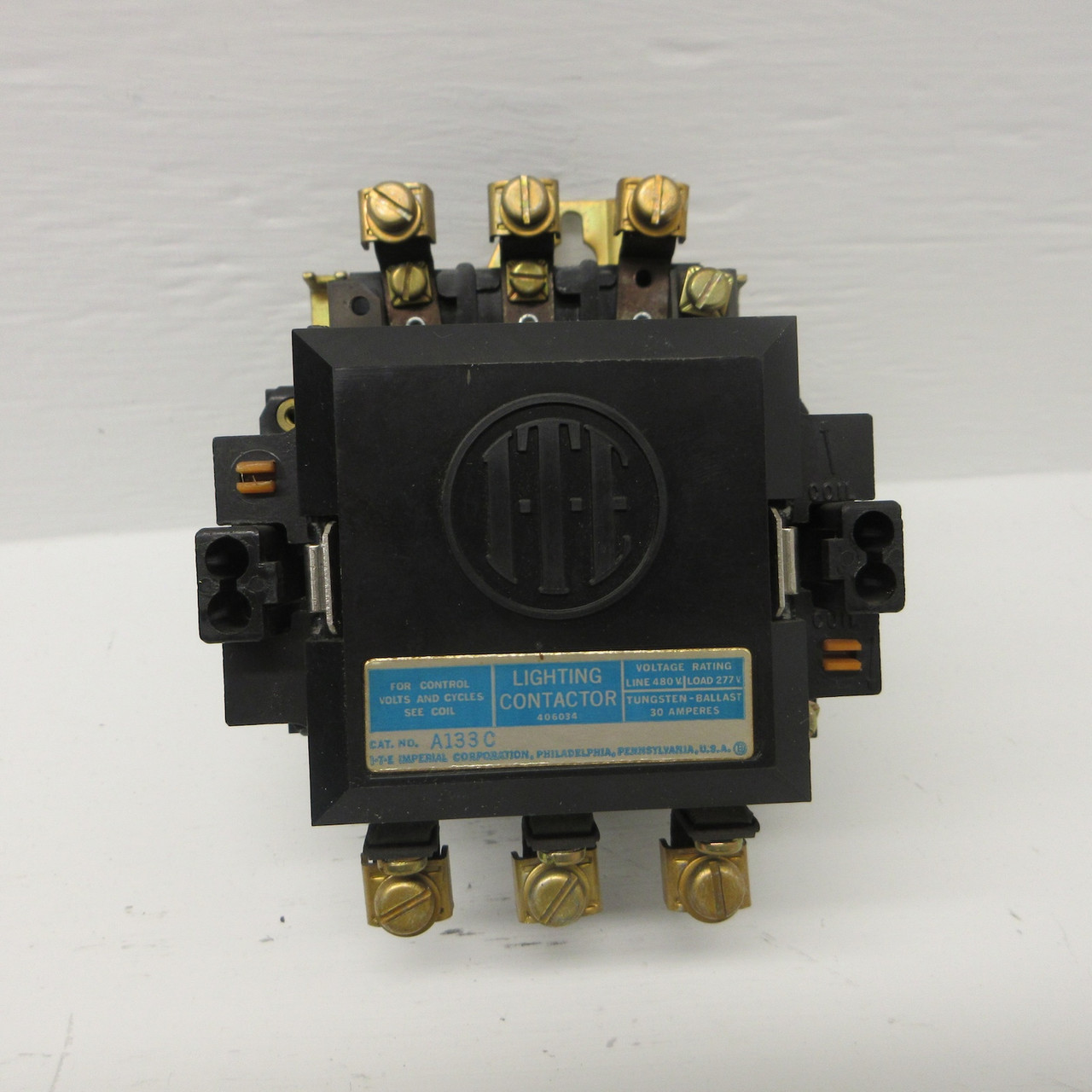 ITE A133C Lighting Contactor Tungsten Ballast 30 Amp 277V Coil 480V Line I-T-E (AH0732-10)