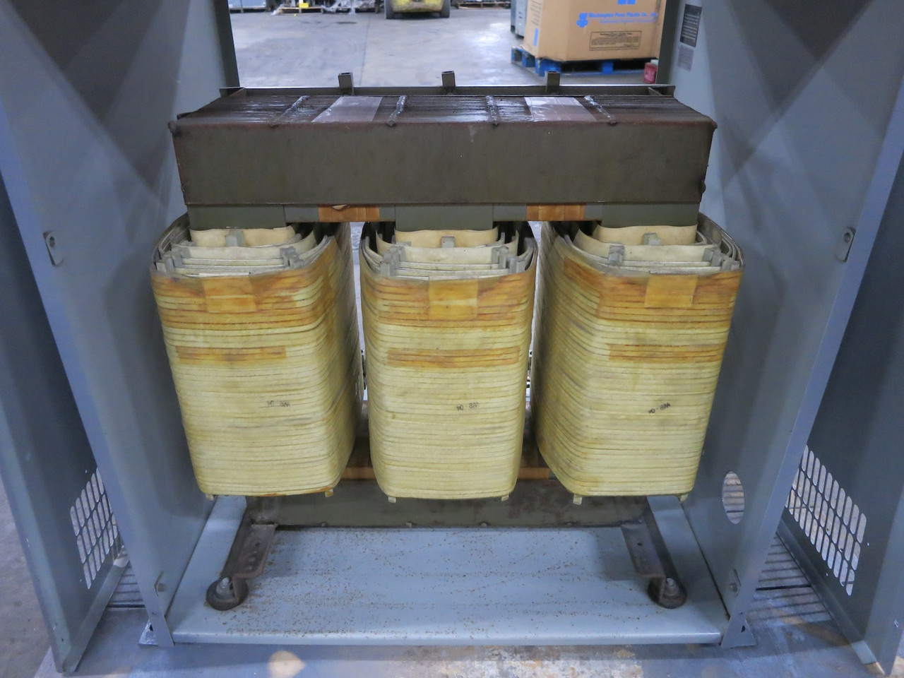 Hammond 75 kVA 575 Delta to 575Y/331 V 3PH Isolation Transformer D075NN 575V (DW7564-1)