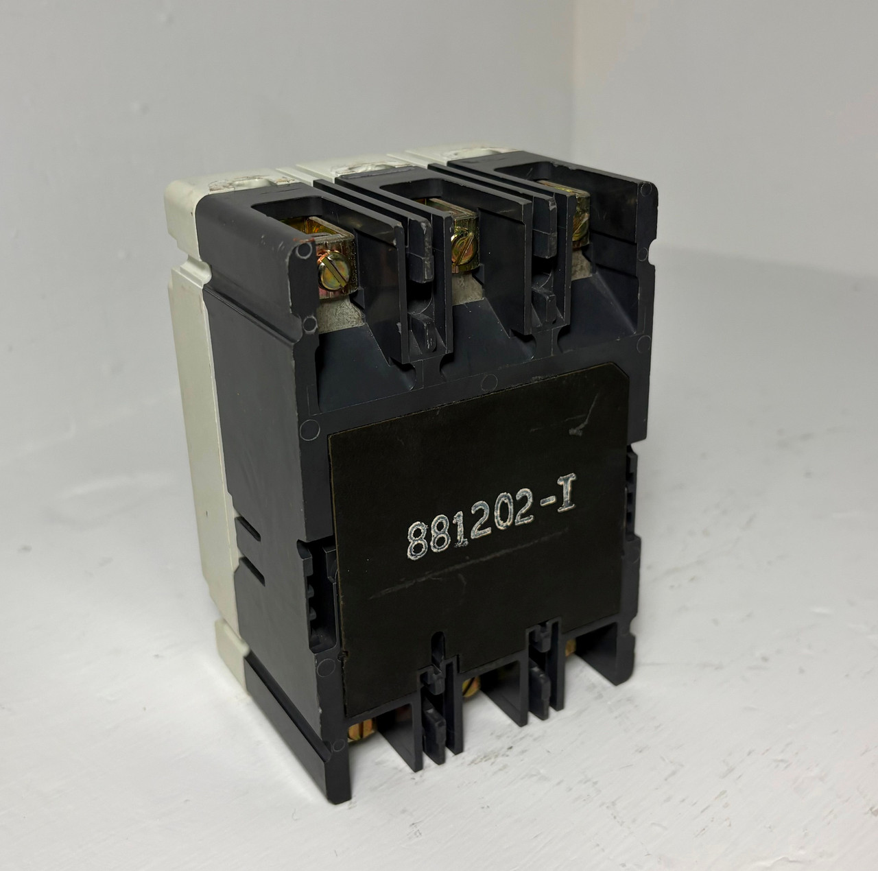 Westinghouse HFD3020L 20A Circuit Breaker Matte Blue 480/600V 3P HFD3020 20 Amp (EM5661-1)