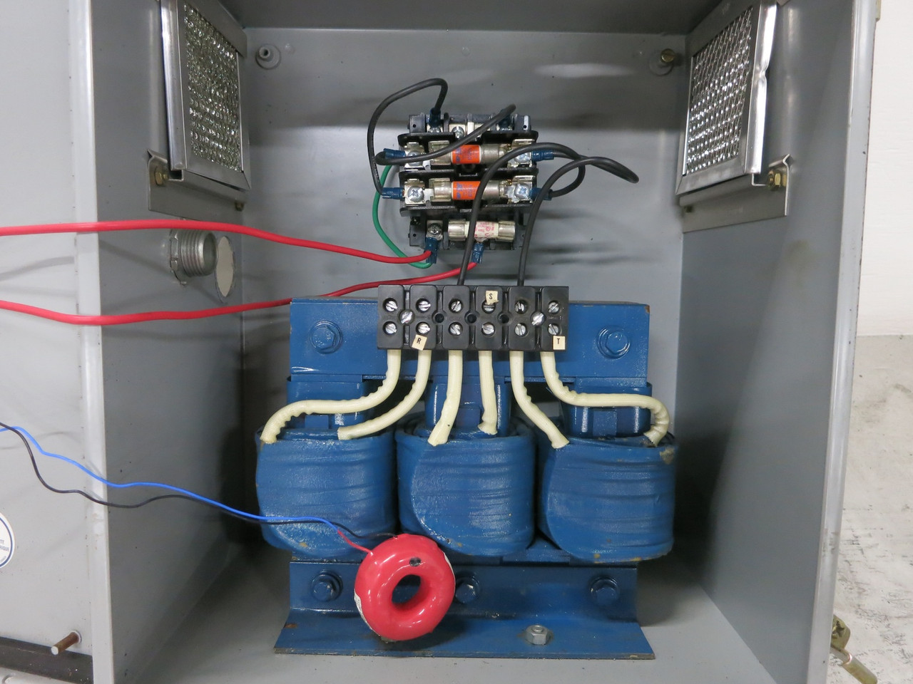 Flowserve AY56930B KW941 Pump Power Monitor w Enclosed MTE RL-03503 Line Reactor (DW7572-1)