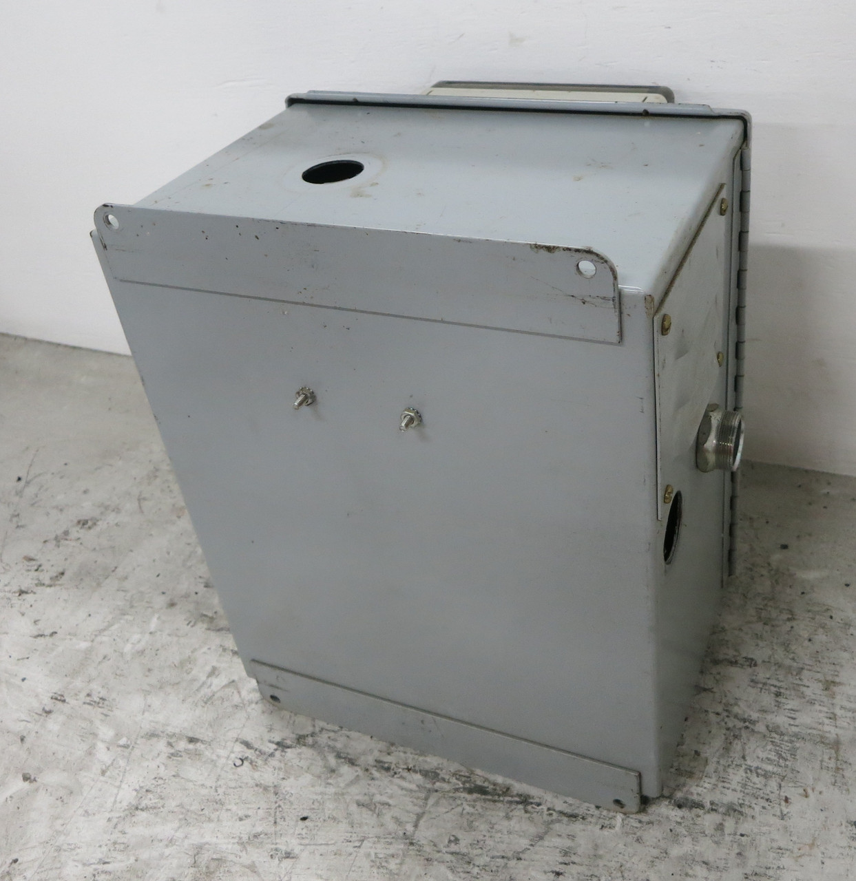 Flowserve AY56930B KW941 Pump Power Monitor w Enclosed MTE RL-03503 Line Reactor (DW7572-1)