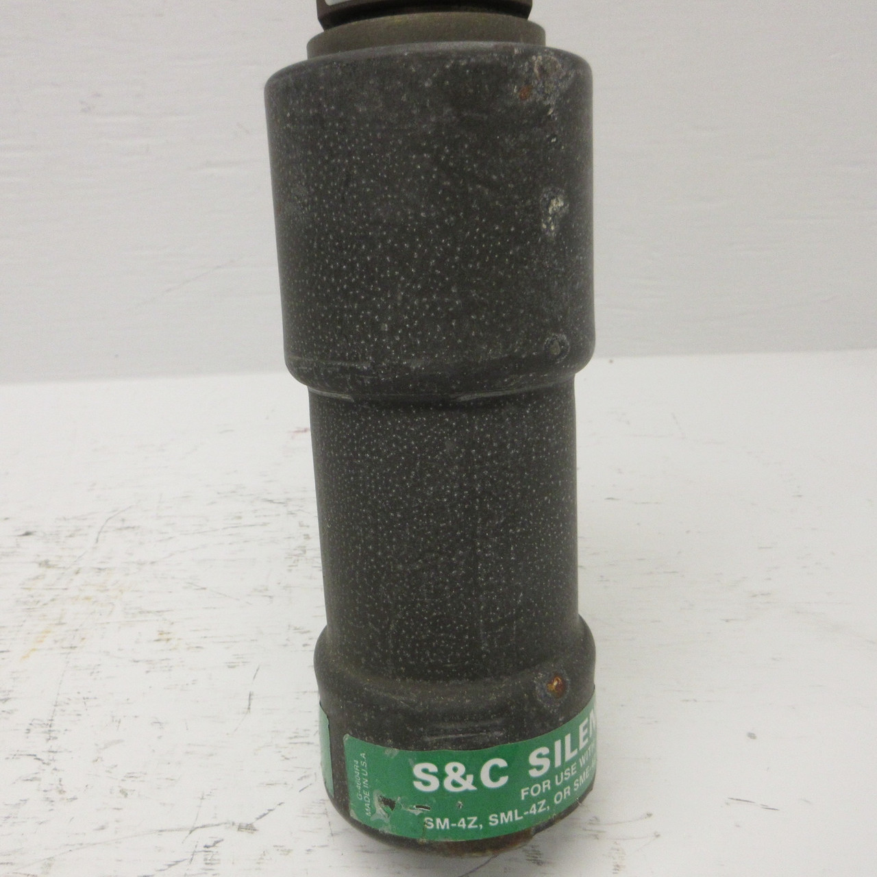 S&C 86802R2 SM-4 Power Fuse Holder 200E Amp 14.4-17.0 kV 200A Type SM4Z SM4 USA (AH0746-3)