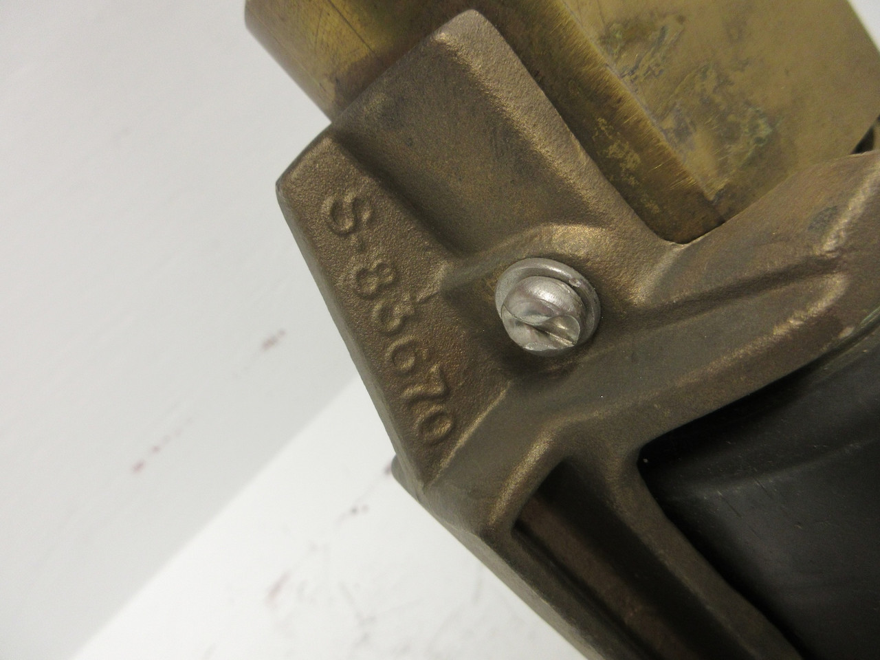 S&C 86631R2 SM-4 Power Fuse Holder 200E Amp 7.2-8.25 kV 200A Type SM4Z SM4 USA (AH0745-3)