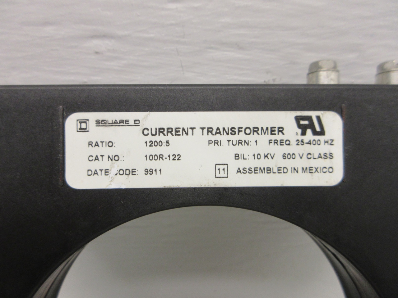 Square D 100R-122 Current Transformer CT 1200:5 25-400Hz 10KV 600V Pri. Turn: 1 (AH0752-1)