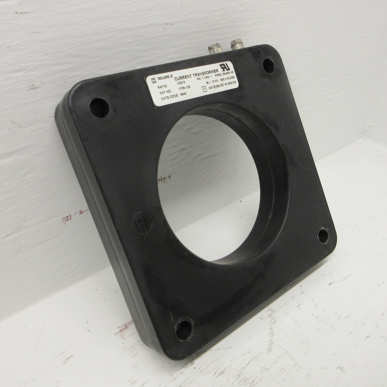 Square D 170R-122 Current Transformer CT 1200:5 25-400Hz 10KV 600V Pri. Turn: 1 (AH0751-28)