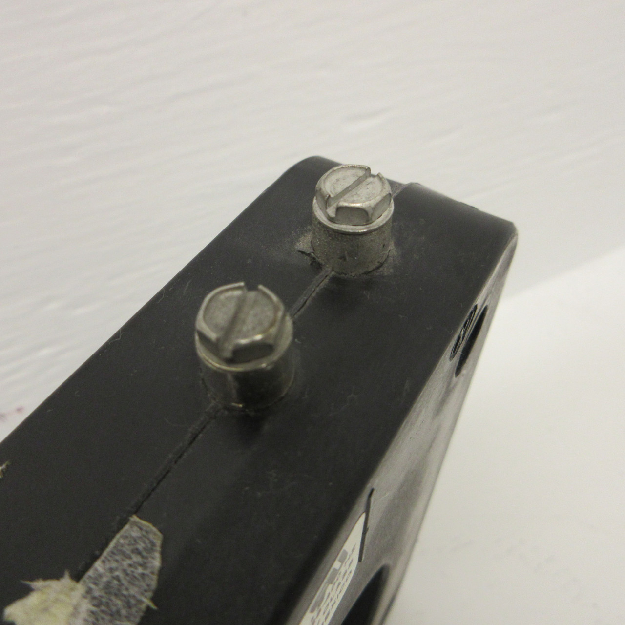 Square D 170R-122 Current Transformer CT 1200:5 25-400Hz 10KV 600V Pri. Turn: 1 (AH0751-28)