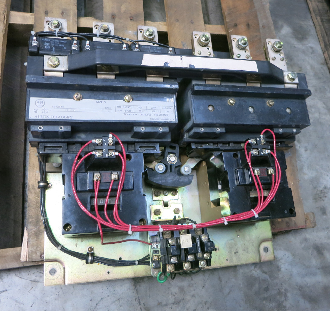 Image of Allen Bradley 505-FOD Size 5 Reversing Motor Starter 120V Coil 200 HP 505-F0D