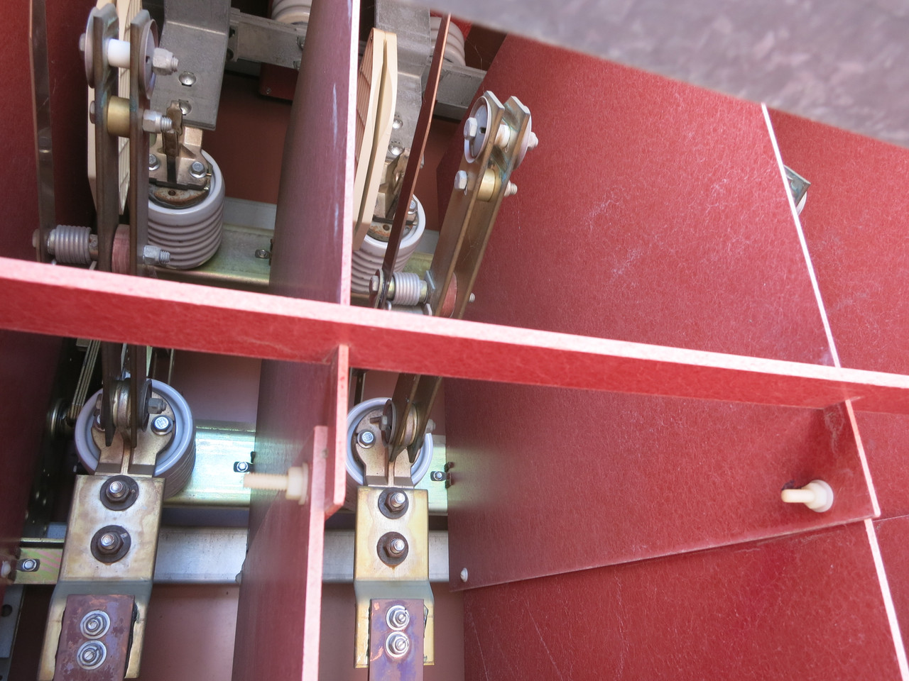 PowerCon Corp Enclosed Switchgear 15kV 600A Non-Fusible Disconnect Outdoor 3R 3P (DW7594-1)