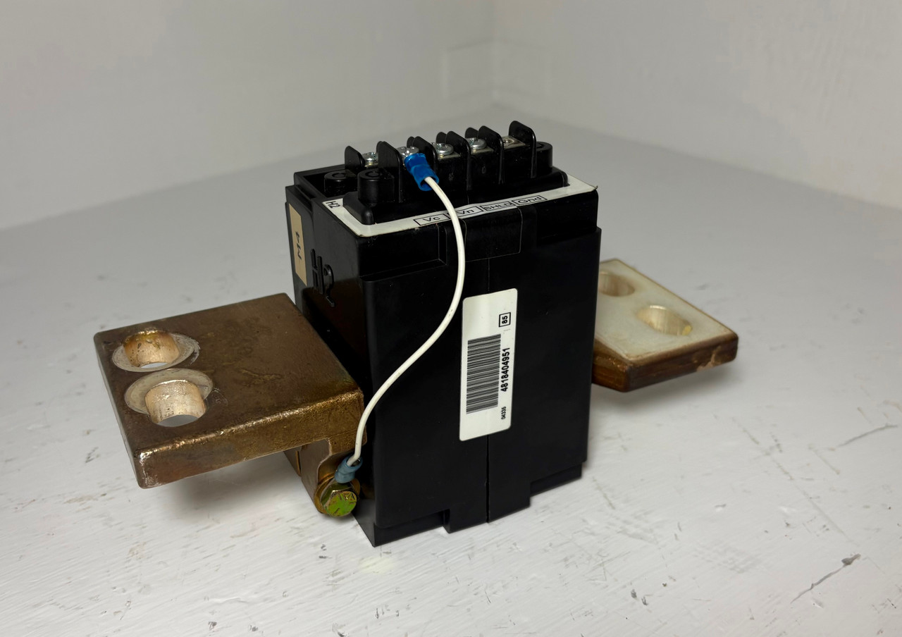 Square D S33927 400-1600A Neutral Current Transformer MasterPact NT PowerPact NS (EM5673-6)