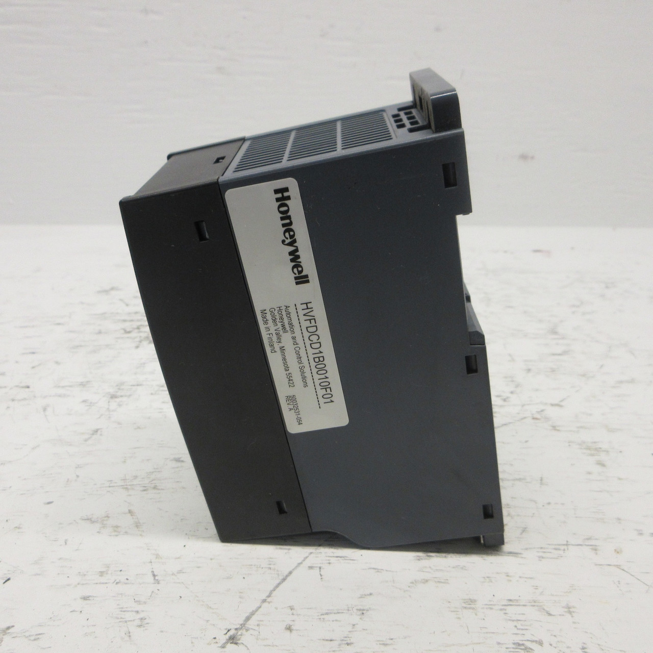 Honeywell HVFDCD1B0010F01 1HP SmartDrive Compact AC VS Drive 230V VFD 3.7A .75kW (AH0764-1)