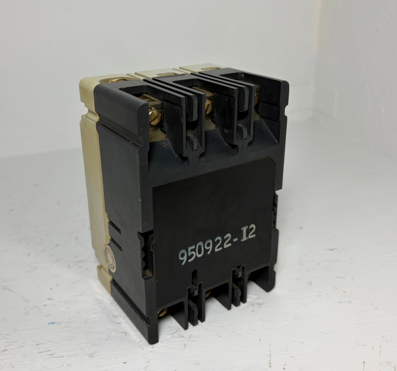 Westinghouse FDB3050L 50A Circuit Breaker Glossy Blue 480/600V 3P FDB3050 50 Amp (EM5675-2)