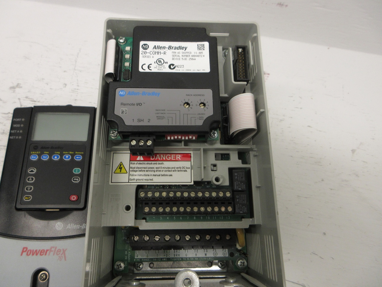 Allen Bradley 20AD1P1A0AYNNNNN 0.5 HP PowerFlex 70 AC VS Drive 480V VFD Series A (AH0761-1)