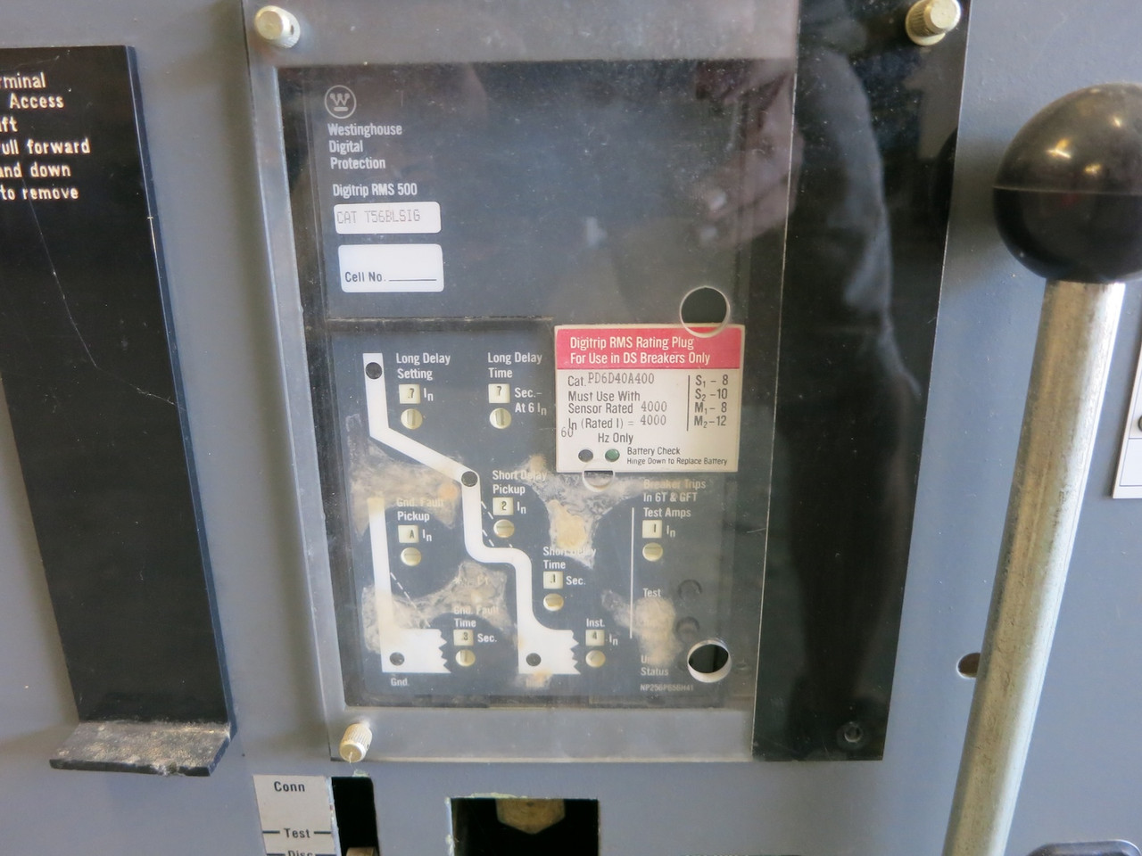 CBS DS-840 4000A Power Circuit Breaker T56BLSIG RMS 500 Trip PD6D40A400 4000 Amp (DW7593-1)