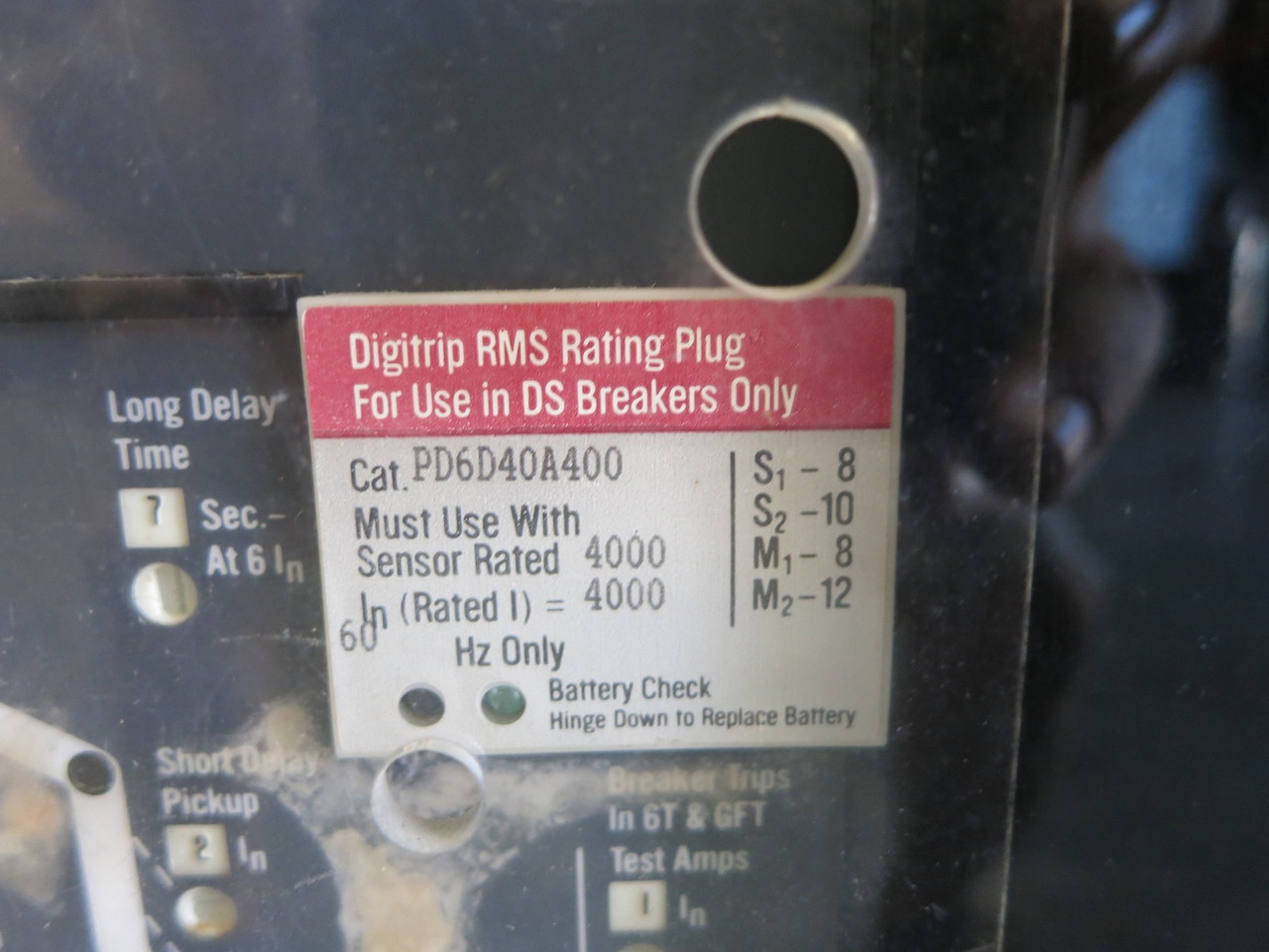 CBS DS-840 4000A Power Circuit Breaker T56BLSIG RMS 500 Trip PD6D40A400 4000 Amp (DW7593-1)
