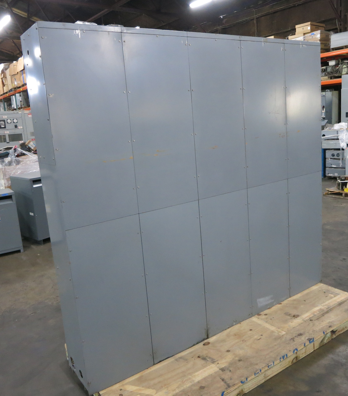 F10 Unitrol 600/400A 5x Section MCC Motor Control Center 480V 3PH 600A 400 Amp (DW7483-1)