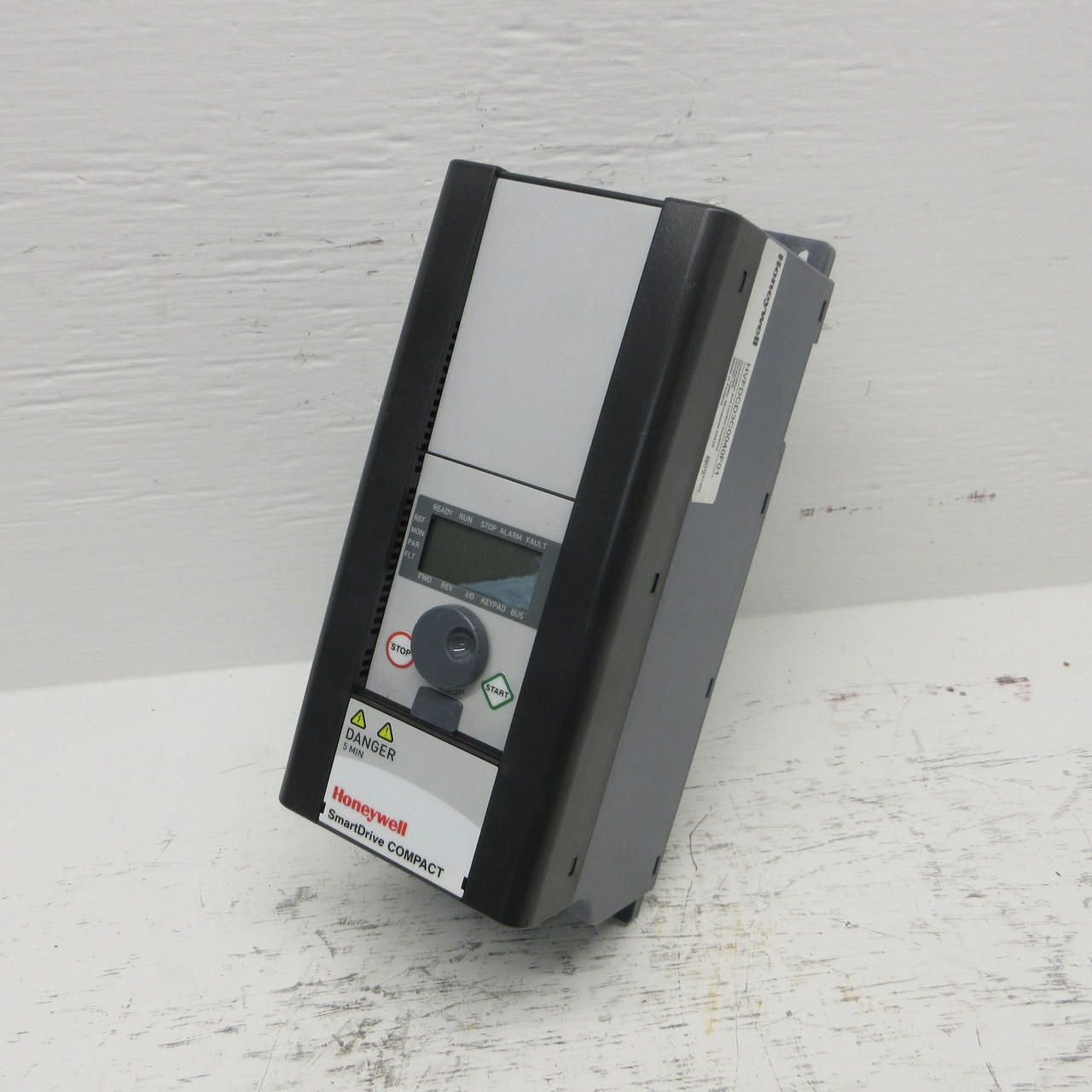 Image of Honeywell HVFDCD3C0040F01 4HP SmartDrive Compact AC VS Drive 460V VFD 9.6A 3kW