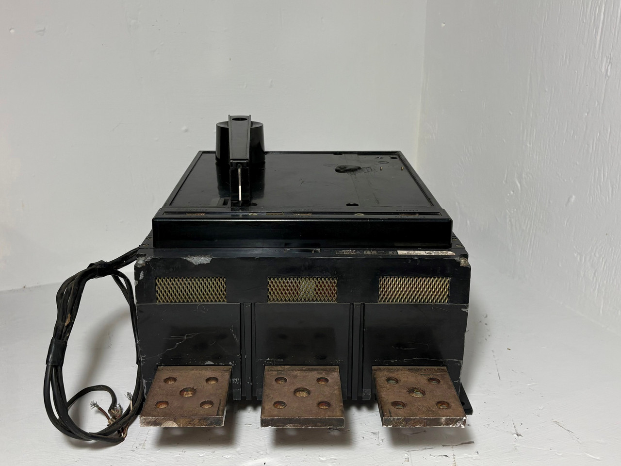 Square D PAF361600 2000A Type PAL Circuit Breaker w/ 1600 Amp Trip 480/600V 3P (EM5678-1)