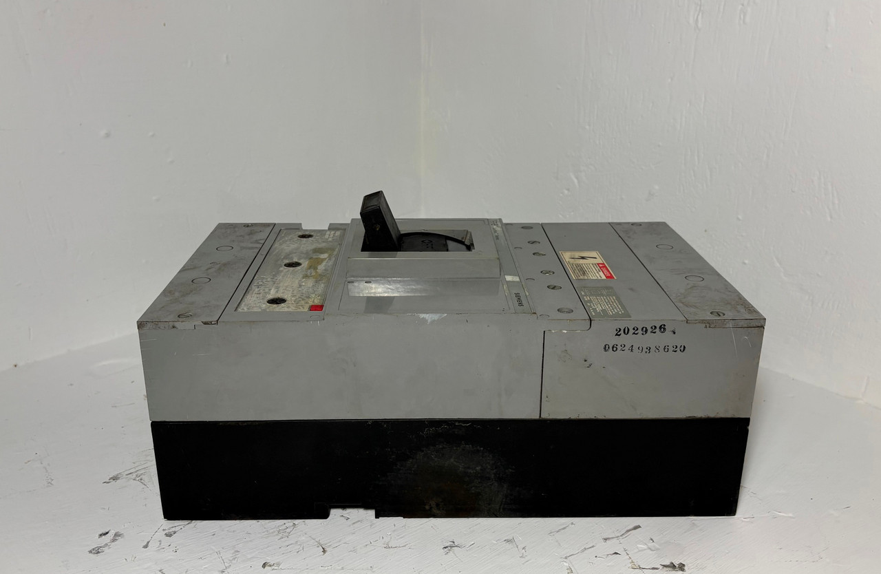 Siemens HMD63F800 800A Circuit Breaker w/ 800 Amp Trip 600V 3P HMD6 ITE no label (EM5680-1)