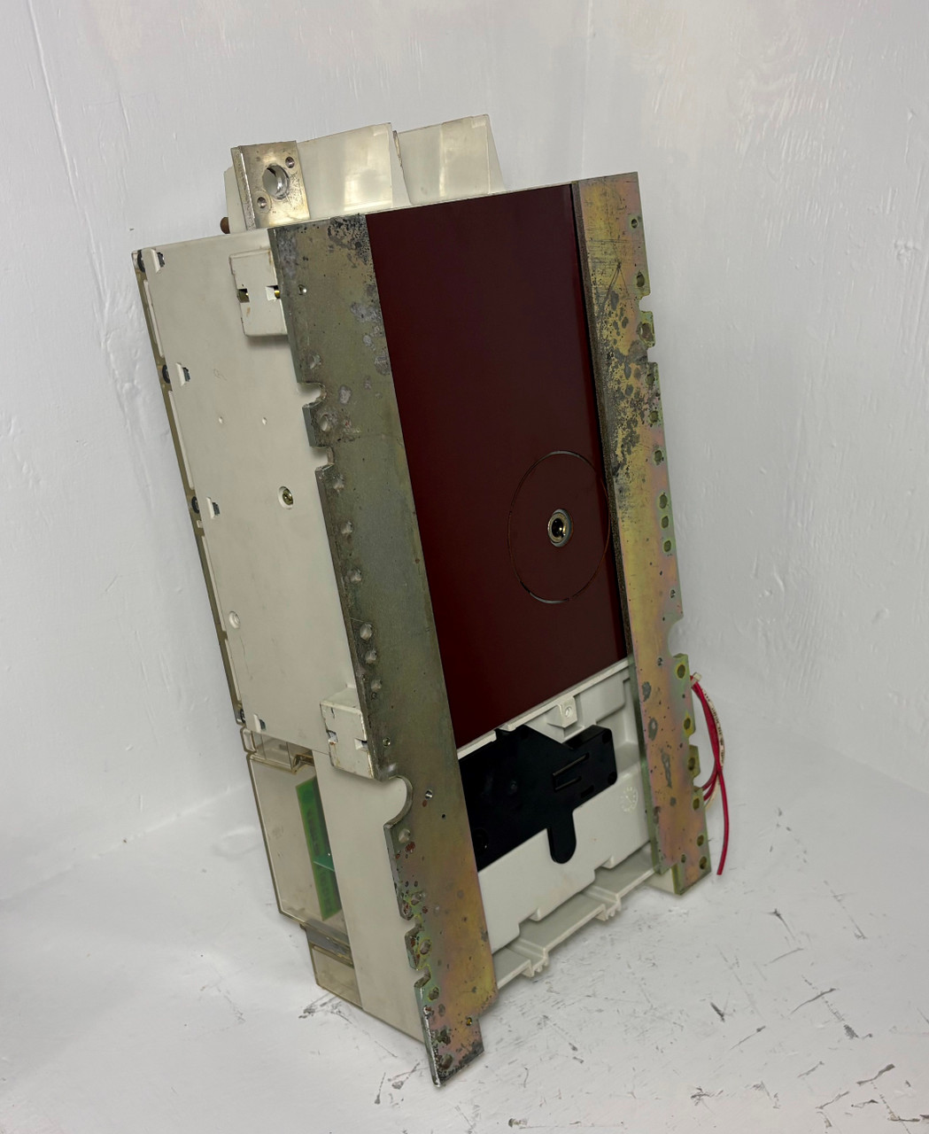 Klockner-Moeller NZM12-800-NA 800A Circuit Breaker w/ 700 Amp Trip & Aux NZM 3P (EM5679-1)